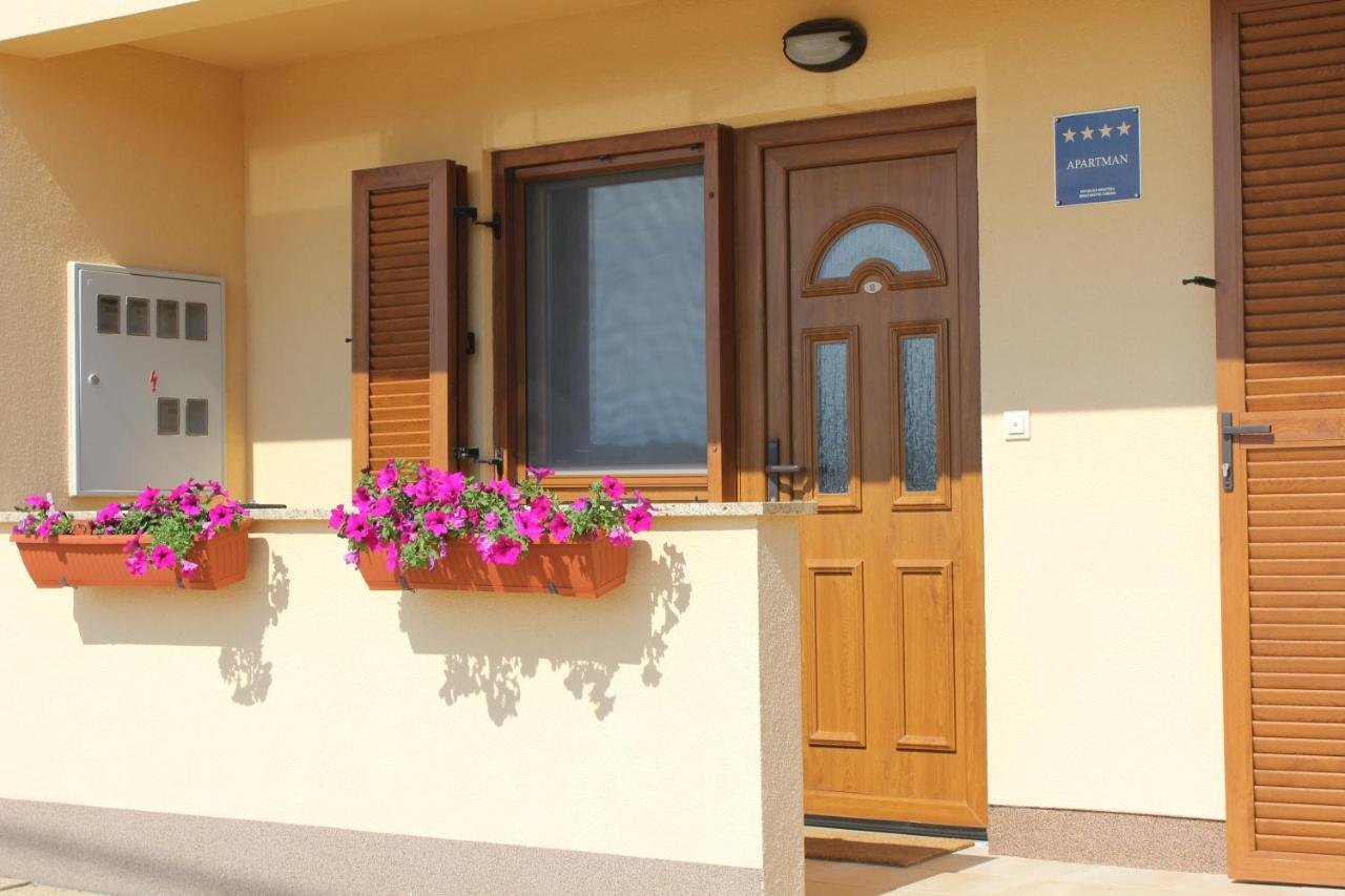 Apartments Insula Aurea Климно Экстерьер фото