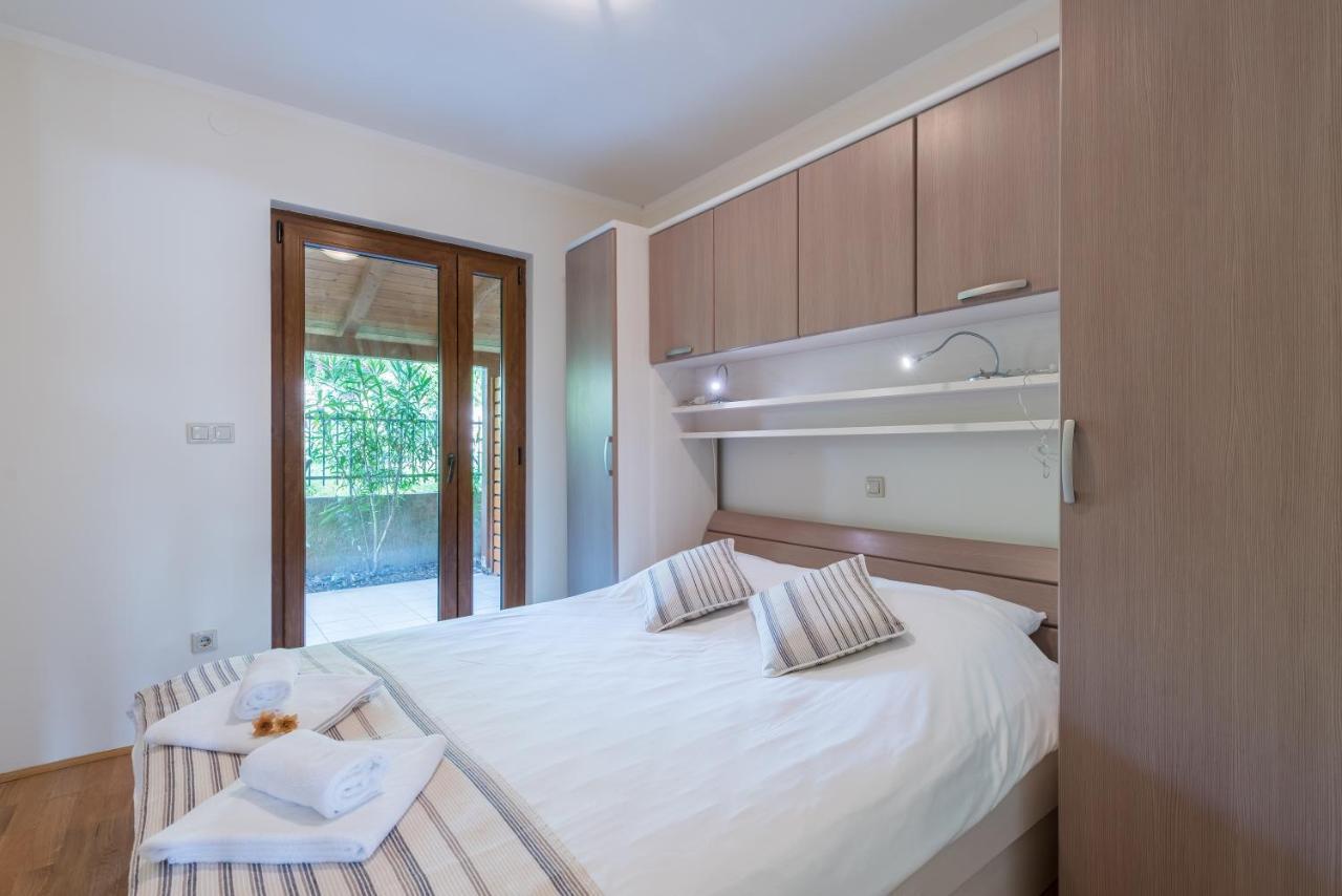 Apartments Insula Aurea Климно Экстерьер фото